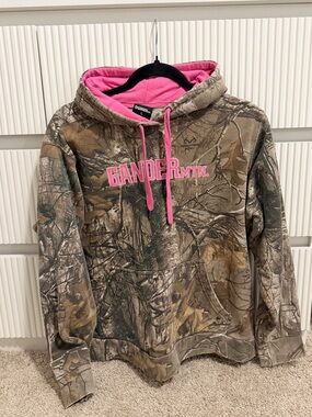 Gander Mountain Women’s Realtree Camo Hoodie with Pink Accents
